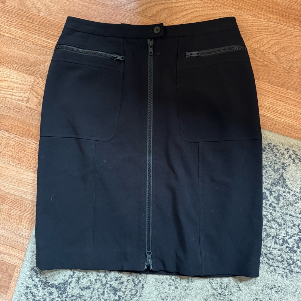 🔴 Elements G Size 4 Black Skirt